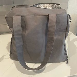 Dr Brown pump bag